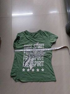 Green "Free Spirit" Graphic T-Shirt