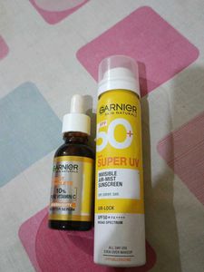 Combo Garnier Skin Naturals Vitamin C Serum & Suns