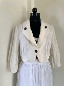 Chic Cropped Blazer
