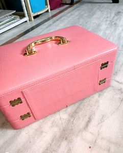 PremiumDouble Layer Wooden Rexine Leather suitcase
