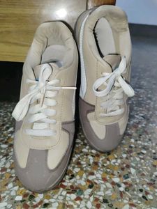 New Stylish Casual Sneakers