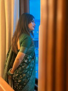 Elegant Green Silk Saree with Intricate Weave