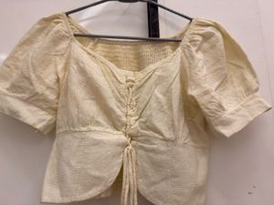 Cream Puff Sleeve Square Neck Top