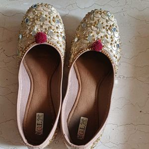 Punjabi Juttis Handmade Mirror &amp; Thread Work-k