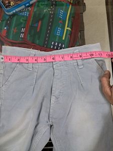 LIGHT BLUE cotton JEANS.