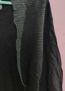 Stylish Black Knit Shrug