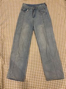Light Wash Wide Leg Jeans