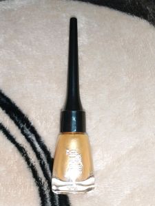 Beautiful Yellow Eyeliner