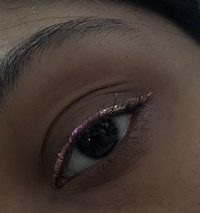 Nykaa Stardust Chrome Eyeliner