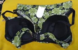 312 -- uplift Clover Print Bra &amp; Panty Set