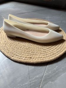 Elegant White Ballet Flats