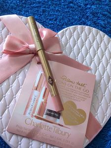 Charlotte Tilbury Lip Cheat Pillow Talk