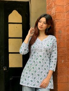 Brand New Green Floral Kurti XS-XXL