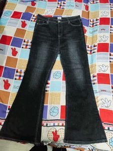 Comma Shop Flared Bootcut Black Denim Jeans