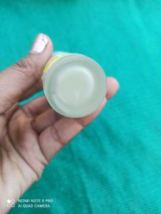 itamin C Serum With Hyaluronic Acid
