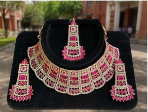 Stunning Kundan & Polki Jewellery Set
