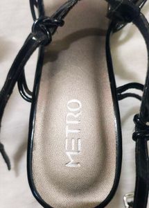 Black Metro Heels