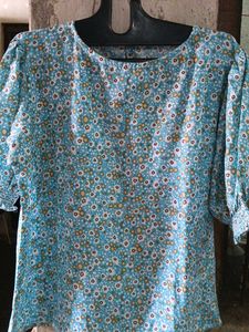 Cute Floral Print Top