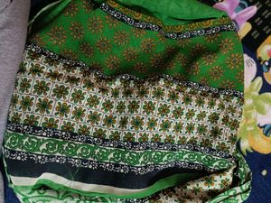 Green Paisley Print Saree
