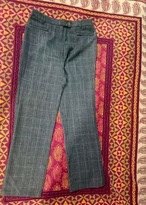 British Woman's Grey And White Plaid Trousers