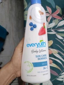 Everyuth Naturals Sun Care Berries Body Lotion