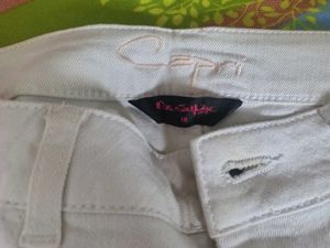 White Capri Jeans