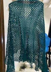 Elegant Green Scarf