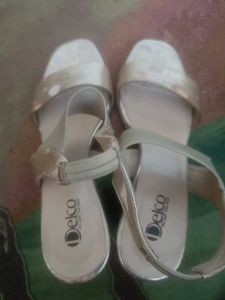 Stylish Delco Sandals