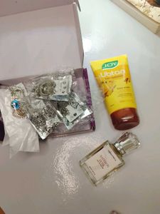 Assorted Jewellery &amp; Beauty Set
