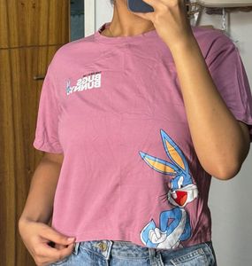 pink crop t shirt