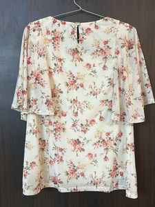 Off white New Top