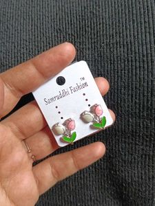 Cute Tulip Stud Earrings