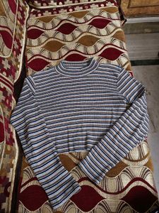 Striped Long Sleeve Crop Top