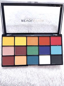 Revolution Reloaded Marvellous Mattes eyeshadow pa