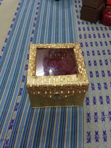Decorative Golden Jewelry Box
