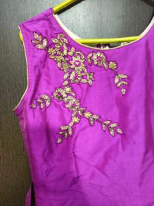Elegant Pink Anarkali Dress used once  sleeve