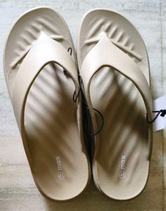 Comfortable Beige Flip-Flops