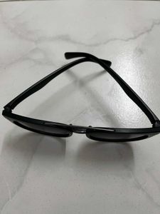 Stylish Black Cat-Eye Sunglasses