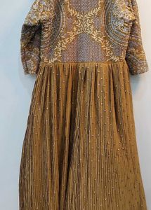 😍🔥gorgeous Gown With New Colour 😍🔥