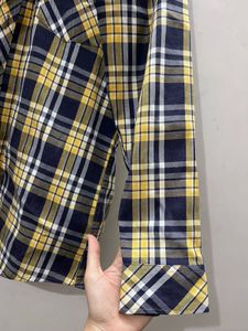 Women’s Plaid Oversized Button-Up Shirt