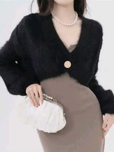 Chic Black Faux Fur Bolero Jacket