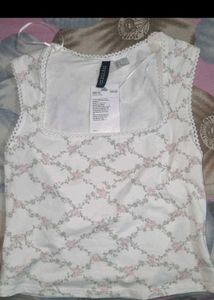 Floral Patterned Crop Tank Top