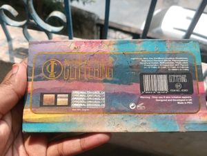 Shimmer Nature Glow Glittering Palette I only use