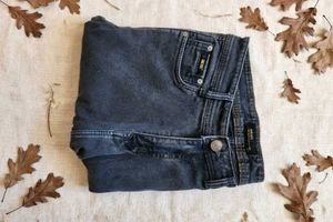 DIESEL Men's Straight Fit Jeans
