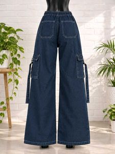 Women's Wide-Leg Cargo Jeans