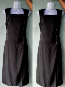 Elegant Black Sleeveless Midi Dress