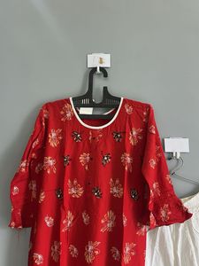 Red Floral Kurta Set (L)