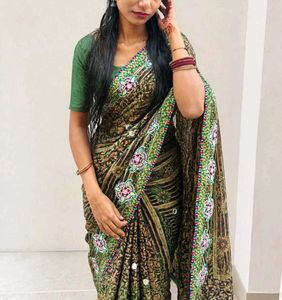 Elegant Green Floral Print Saree