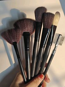 Professional Makeup Brush Set - 20 Pieces with Bla