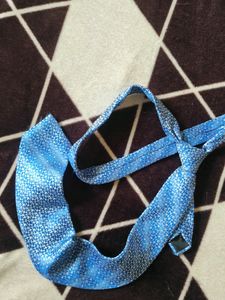 Printed Tie With Pocket Square